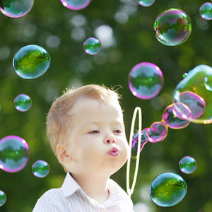 Nas larvas das moscas, a mutação DH interferiu com a produção de vesículas - pequenas bolhas de químicos que transmitem mensagens entre neurónios. 