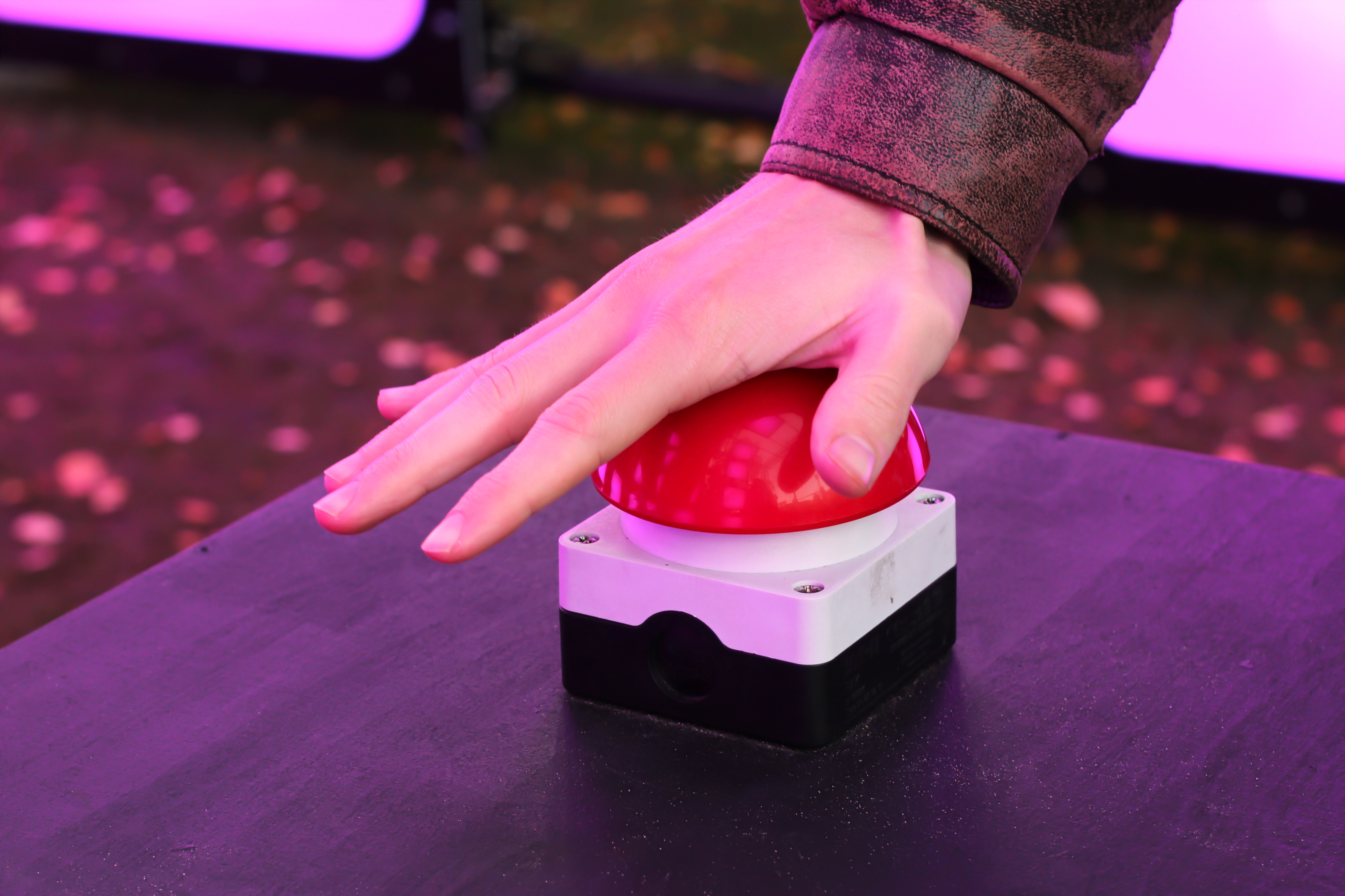 Um grande avanço do RIDE é que a maquinaria CRISPR é destruída pela célula após a edição do gene, esperando-se que reduza as hipóteses de efeitos fora do alvo e quaisquer consequências não intencionais de ter as moléculas por perto. 